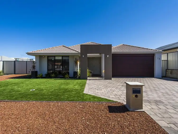 28 Scottsdale Turn, Meadow Springs WA 6210