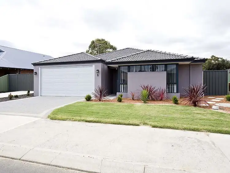 5 Redgum Road, Pinjarra WA 6208