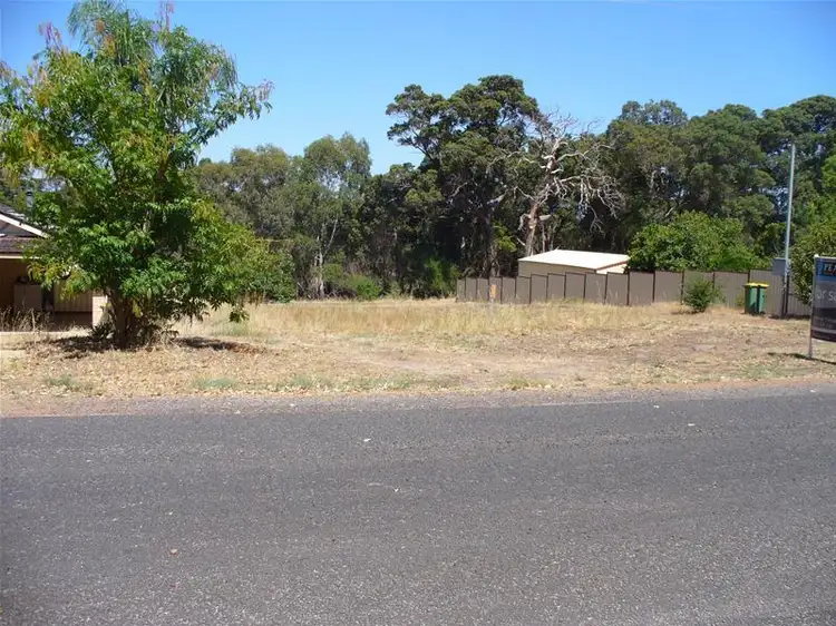 27 Cullinga Street, Hamel WA 6215