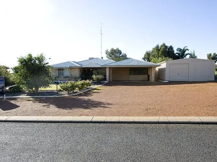 15 Butler Retreat, Waroona WA 6215