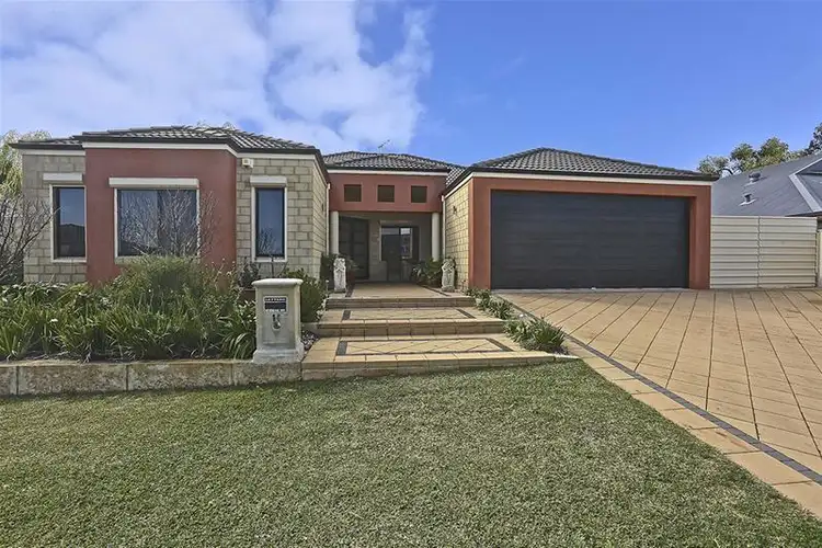 14 Heyerdahl Way, Dudley Park WA 6210