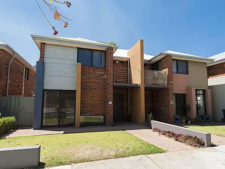 12/1 Mariners Cove Drive, Dudley Park WA 6210