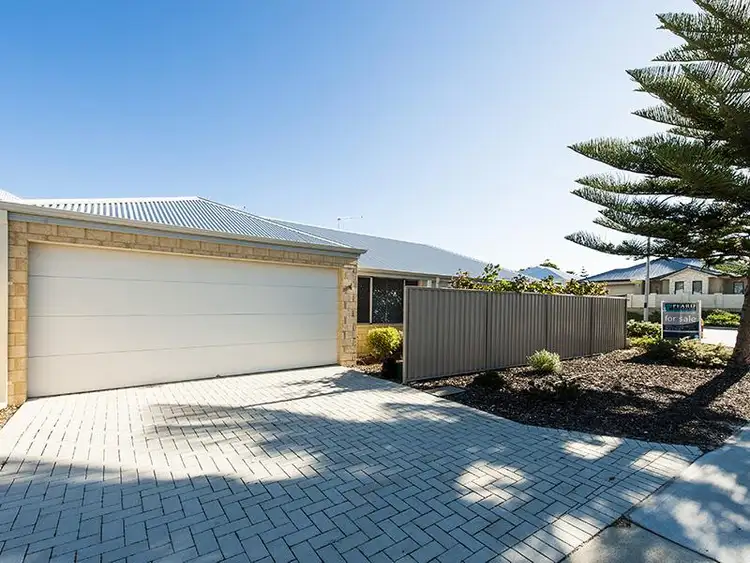 Second view of Homely house listing, 1 Gold Ridge, Wannanup WA 6210