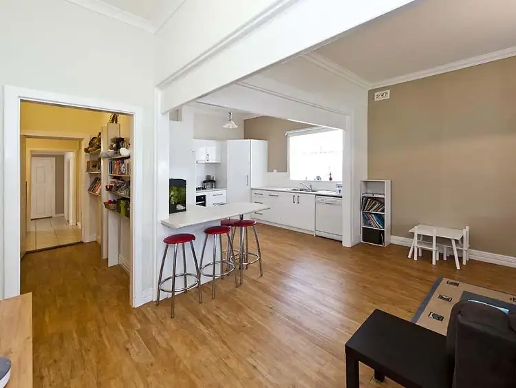 Fourth view of Homely house listing, 10 Adaluma Way, North Yunderup WA 6208