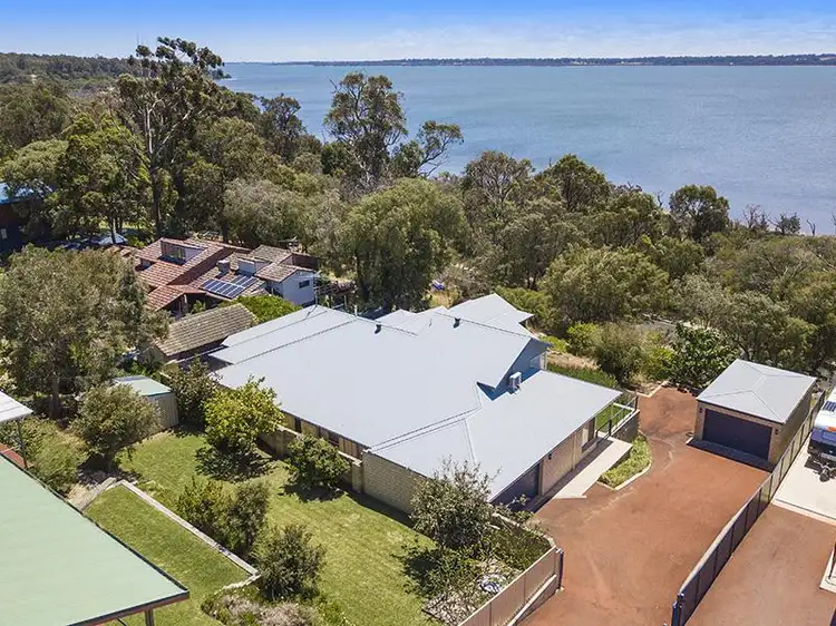 18 Estuary Heights Place, Bouvard WA 6211