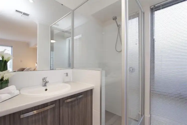 Fourth view of Homely house listing, 6 Gamin Vista, Aveley WA 6069