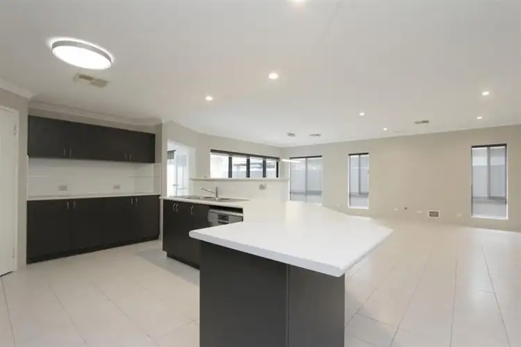 Seventh view of Homely house listing, 35 Edgecombe Pass, Aveley WA 6069