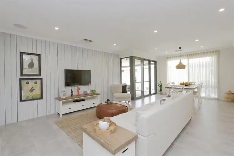 Seventh view of Homely house listing, 7 Horsenall Close, Ellenbrook WA 6069