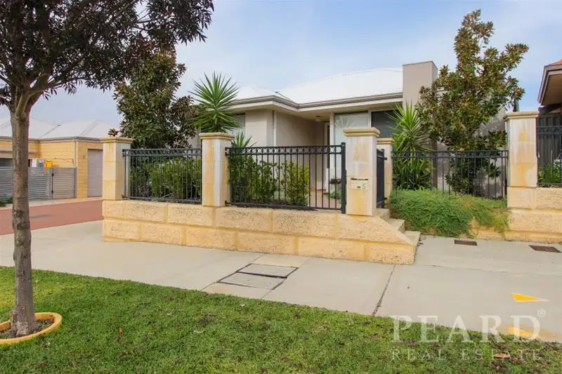 Main view of Homely house listing, 5 Marden Grange, Aveley WA 6069