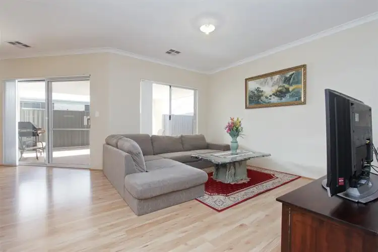 Seventh view of Homely house listing, 4 Echidna Link, Dayton WA 6055