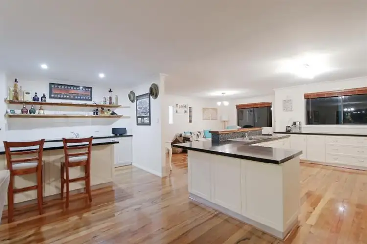 Sixth view of Homely house listing, 21 Zanzibar Loop, Aveley WA 6069
