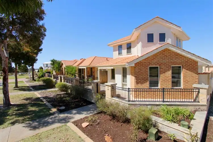 1 Skye Lane, Ellenbrook WA 6069
