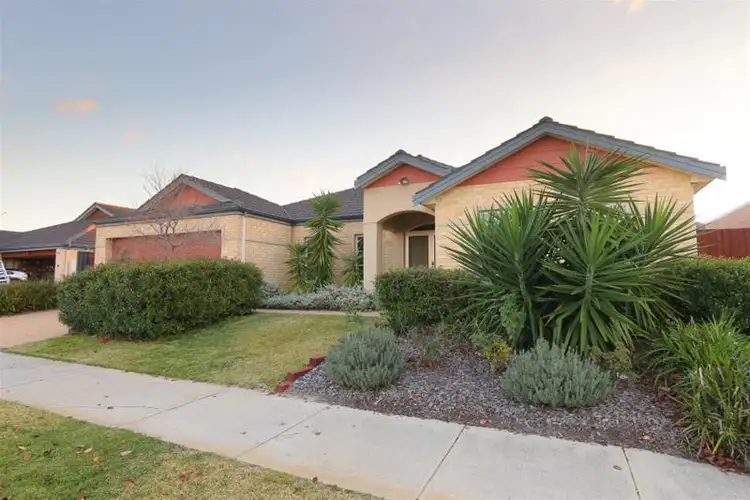 17 Edgecombe Pass, Aveley WA 6069