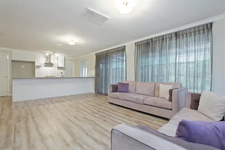 2 Solanum Court, Ellenbrook WA 6069