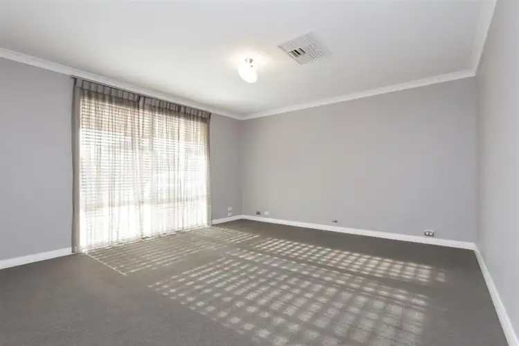 Fifth view of Homely house listing, 2 Solanum Court, Ellenbrook WA 6069