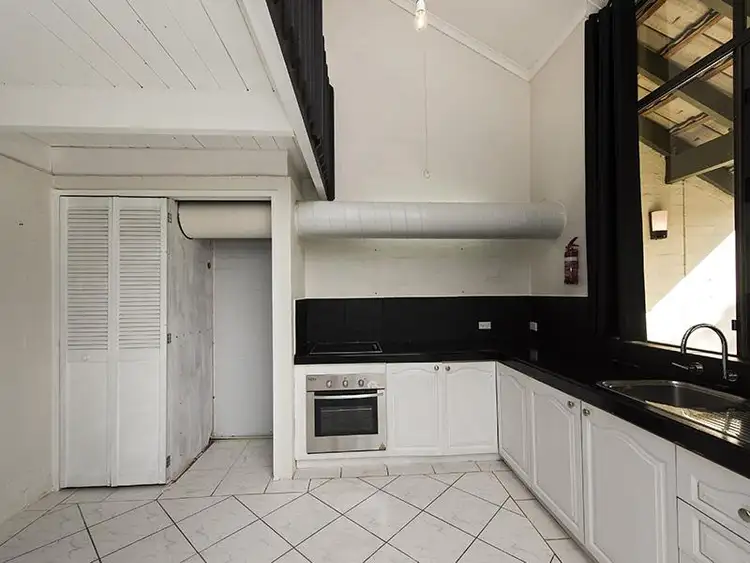 Fourth view of Homely house listing, 8/124 Mandurah Terrace, Mandurah WA 6210