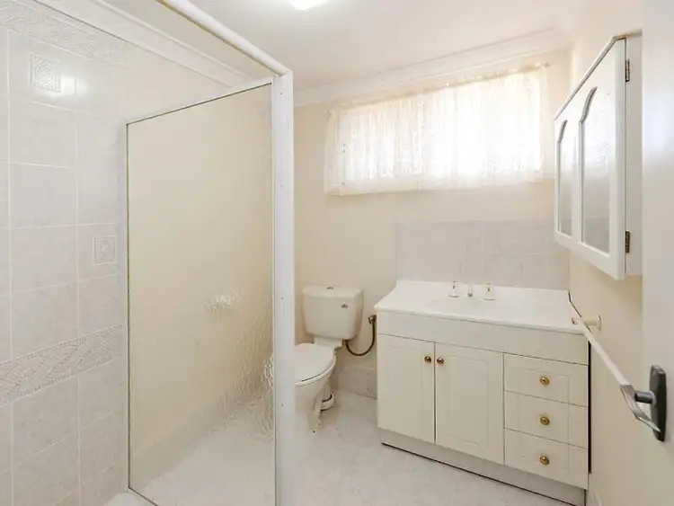 Sixth view of Homely apartment listing, 5/2 Uldina Place, Pinjarra WA 6208