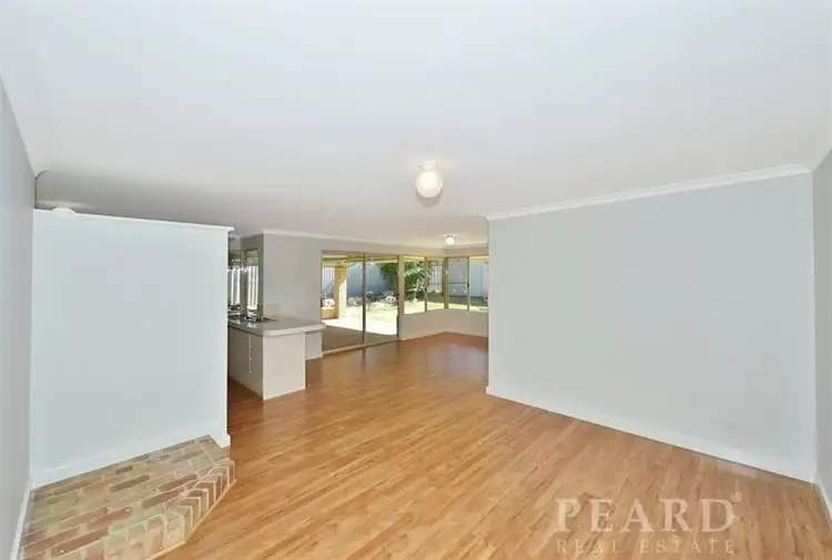 Seventh view of Homely house listing, 2 Spruce Court, Halls Head WA 6210