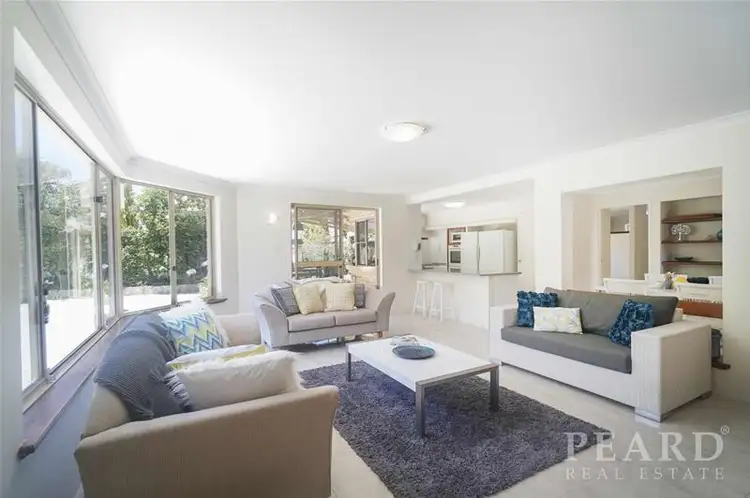 23 Tristania Rise, Duncraig WA 6023