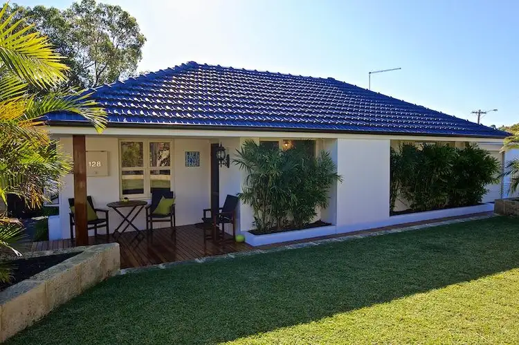 128 Newborough Street, Karrinyup WA 6018