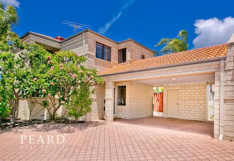 4/50 Calais  Road, Scarborough WA 6019