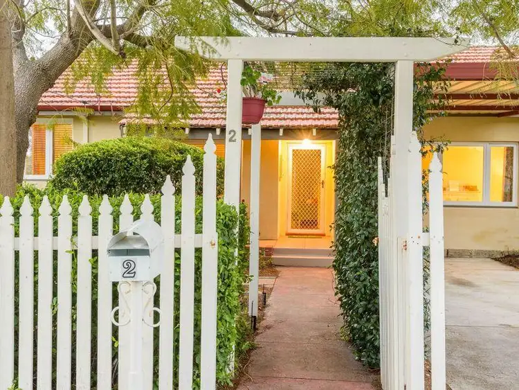 2 Laurence Road, Innaloo WA 6018