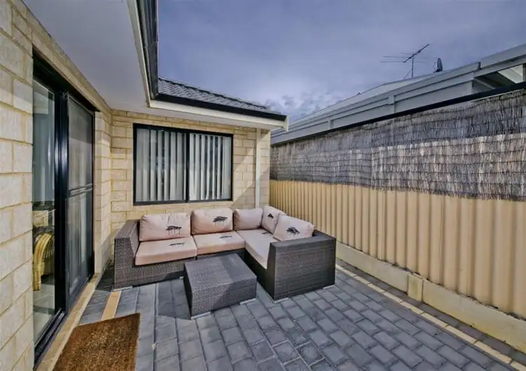 Sixth view of Homely semi-detached listing, 82b Beatrice Street, Innaloo WA 6018