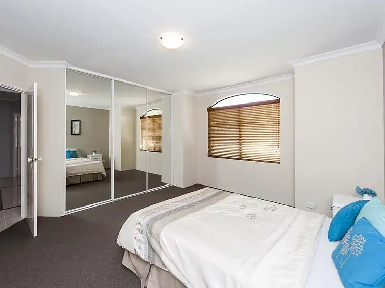 Fourth view of Homely house listing, 8 Adra Court, Secret Harbour WA 6173