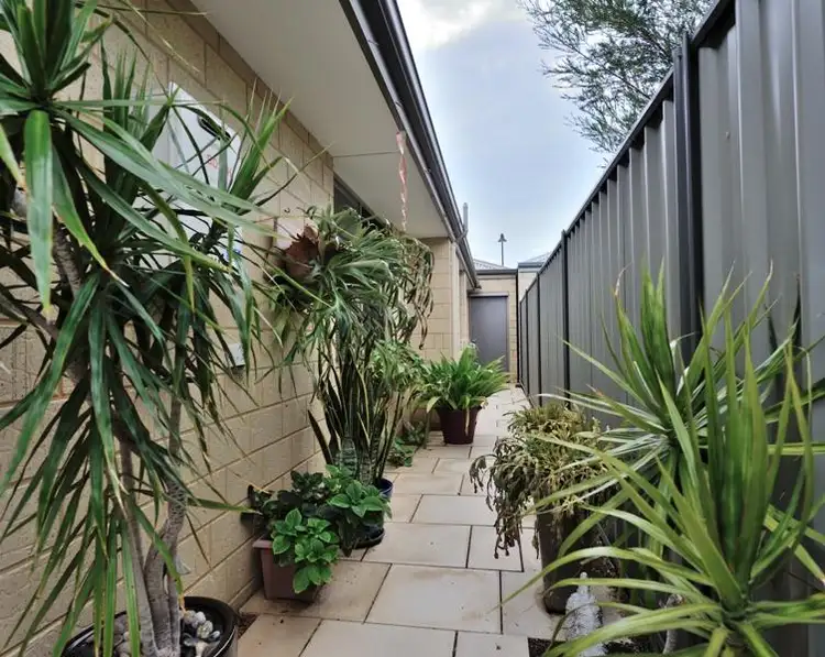 Fourth view of Homely house listing, 5 Yarloop Lane, Baldivis WA 6171