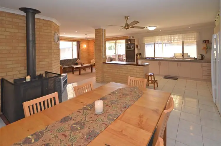 53 Kurrajong Road, Safety Bay WA 6169