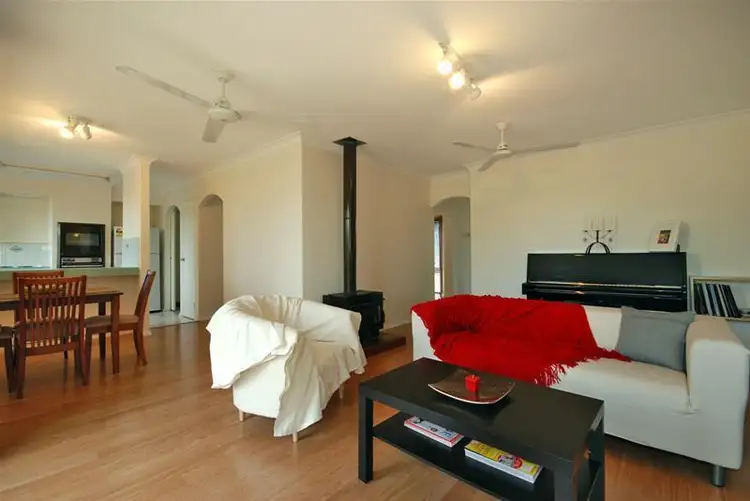 Fifth view of Homely house listing, 10 Tamma Court, Heathridge WA 6027