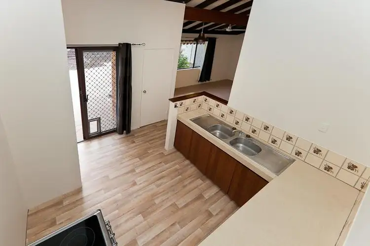 Sixth view of Homely villa listing, 4/19 Idaho Place, Craigie WA 6025