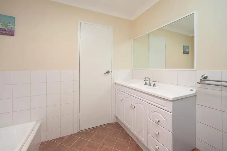 Fifth view of Homely semi-detached listing, 3B Salata Place, Duncraig WA 6023