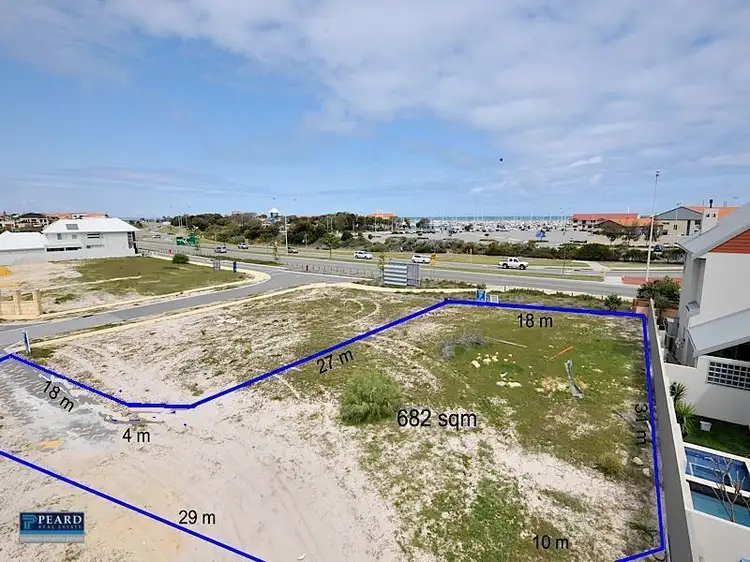 54 Maldives Drive, Hillarys WA 6025