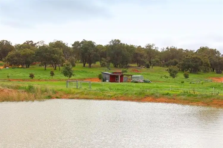 14 Ellendale Drive, Lower Chittering WA 6084