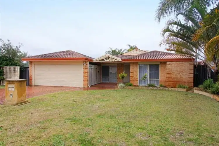 4 Beaufortia Crescent, Ellenbrook WA 6069