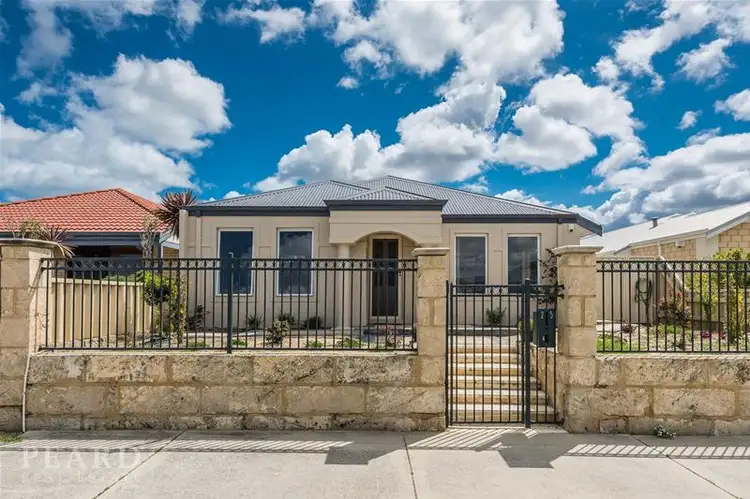 25 Haslingfield Way, Butler WA 6036