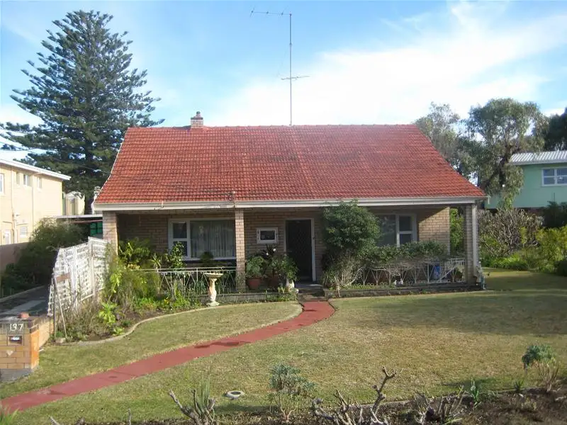 Main view of Homely house listing, 137 Gloucester Crescent, Shoalwater WA 6169