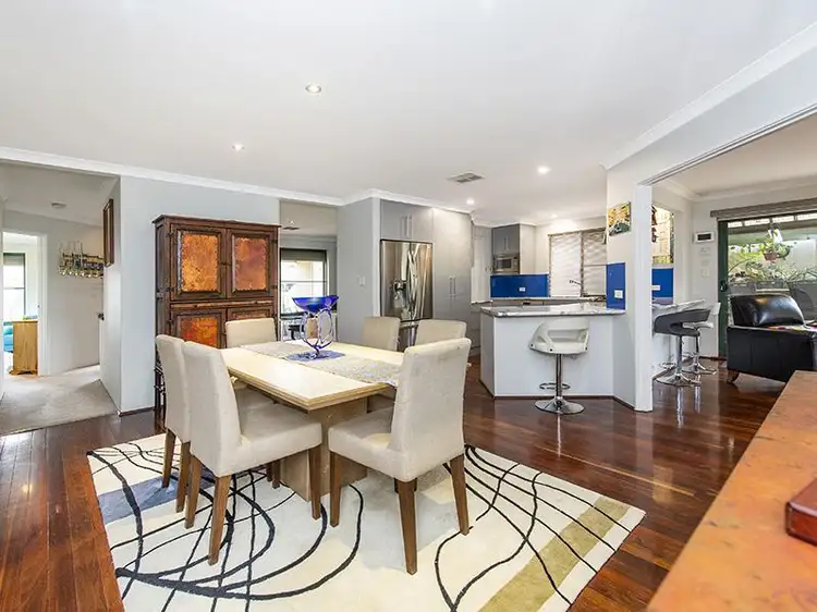 4 Cueesun Court, Redcliffe WA 6104