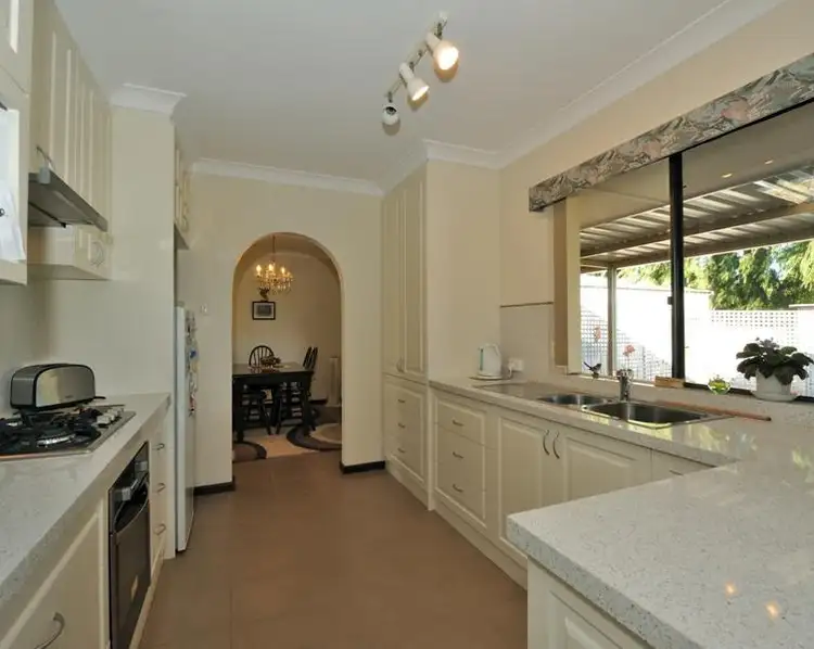 Seventh view of Homely house listing, 5 Salvador Close, Safety Bay WA 6169