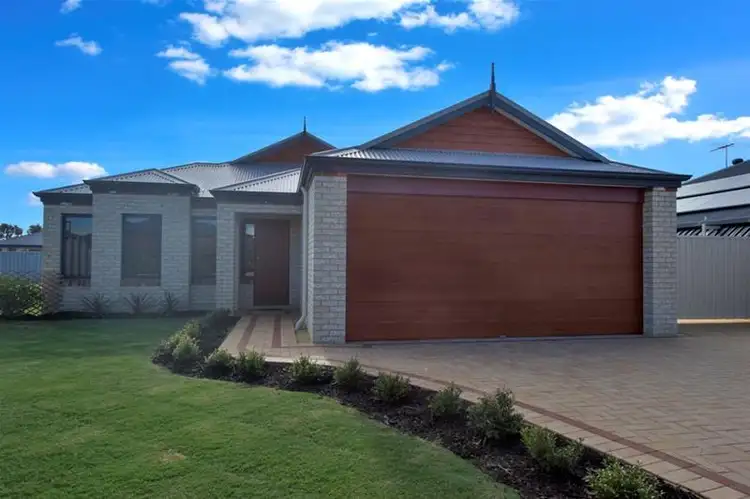 21 Amity Circuit, Shoalwater WA 6169