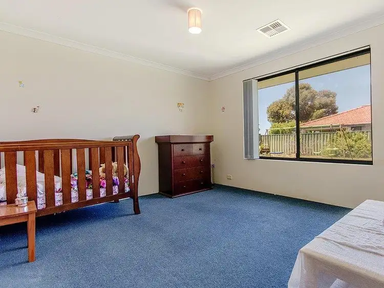 Fifth view of Homely house listing, 10 Calais Vista, Port Kennedy WA 6172