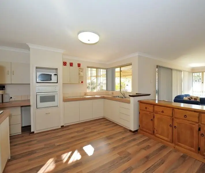 Third view of Homely house listing, 6 Amber Court, Warnbro WA 6169