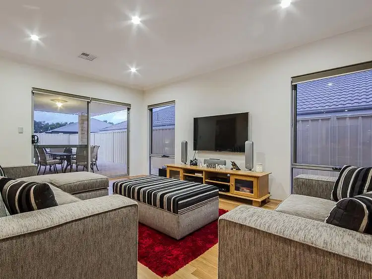 Sixth view of Homely house listing, 10 Lorne Bend, Secret Harbour WA 6173