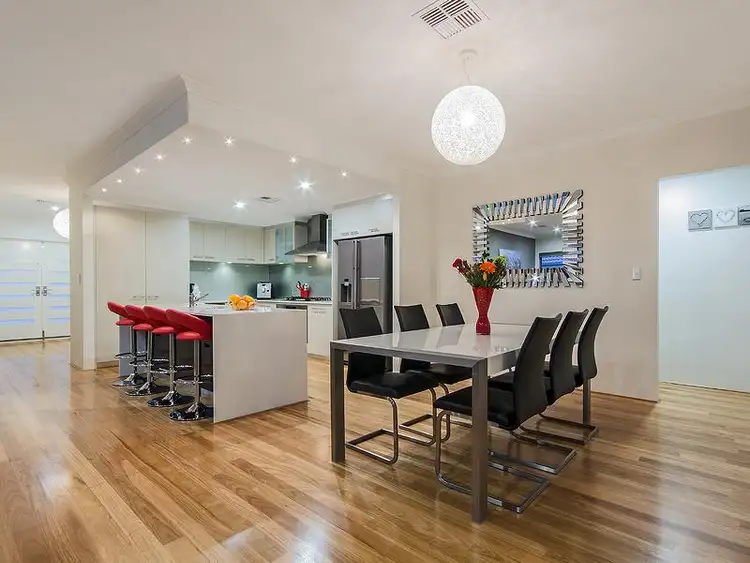 Fifth view of Homely house listing, 10 Lorne Bend, Secret Harbour WA 6173