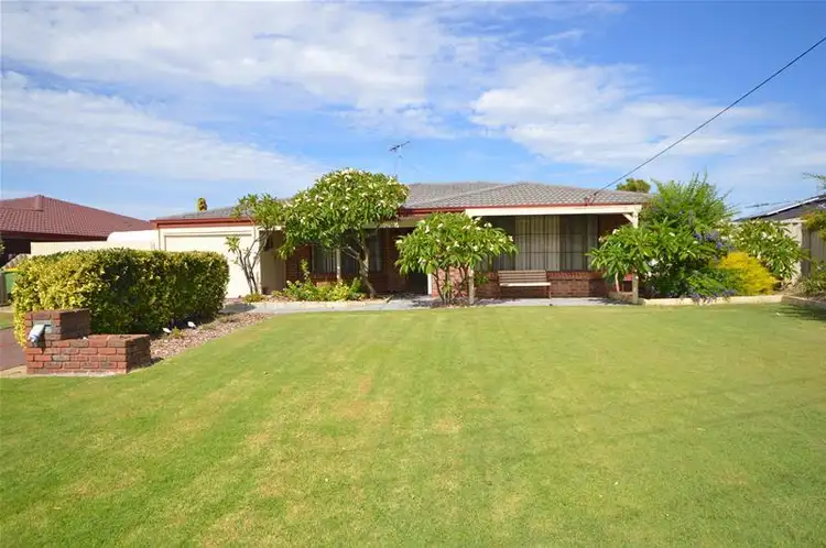 4 Ross Court, Safety Bay WA 6169