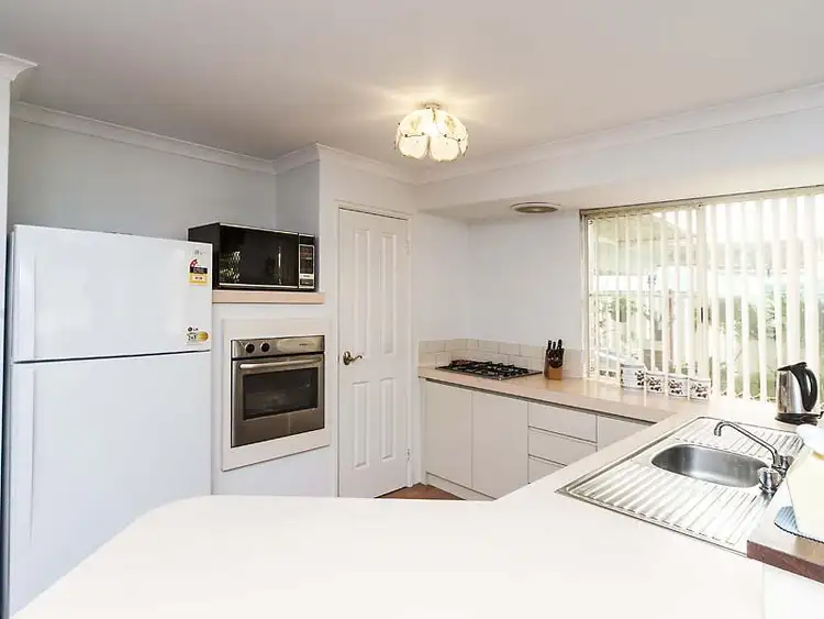 Seventh view of Homely house listing, 2 Woodbridge Drive, Cooloongup WA 6168