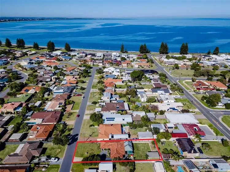 20 Owen Road, Safety Bay WA 6169
