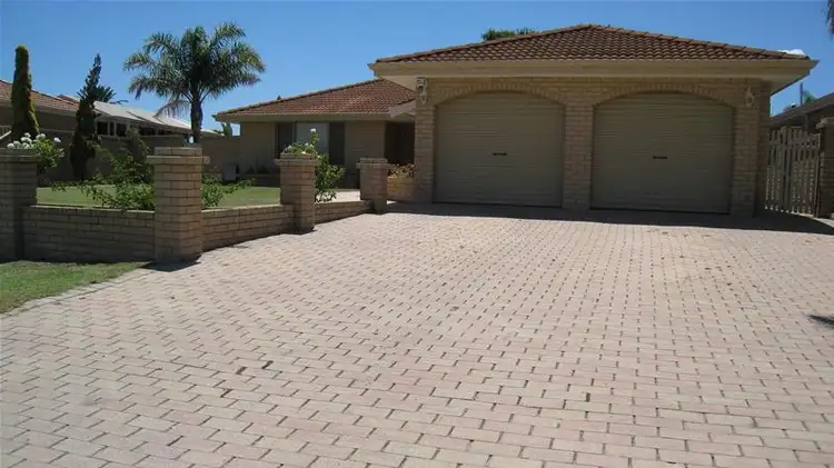 12 Leeuwin Parade, Rockingham WA 6168