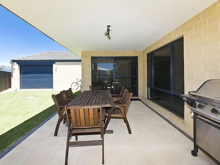 Fourth view of Homely house listing, 2 Mirage Street, Baldivis WA 6171